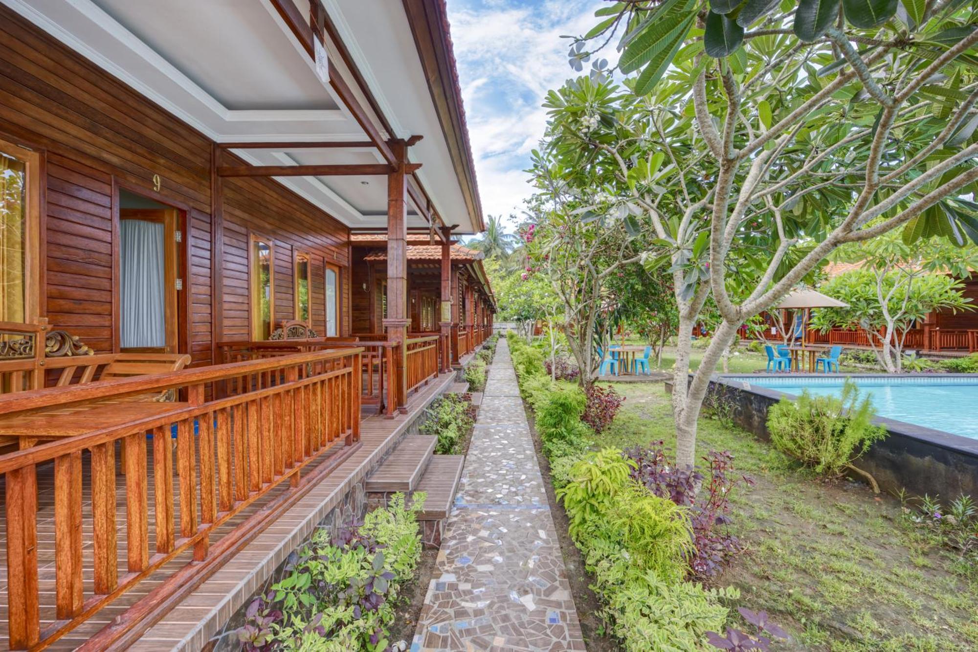 Putri Nusa Beach Ped Exterior foto